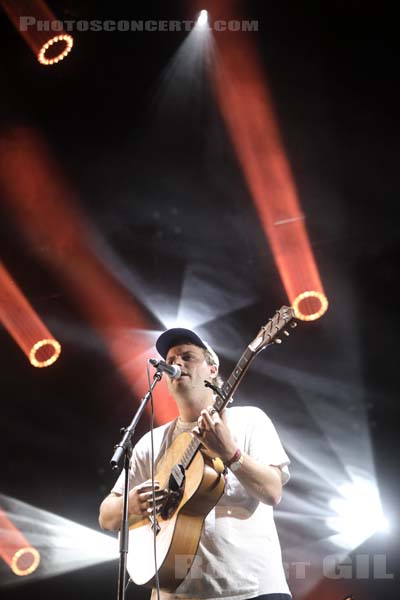 MAC DEMARCO - 2019-07-06 - HEROUVILLE SAINT CLAIR - Chateau de Beauregard - Scene John - 